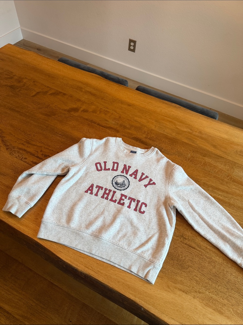 Old Navy Vintage Reissue Crewneck Sweatshirt in Cream with Red Logo